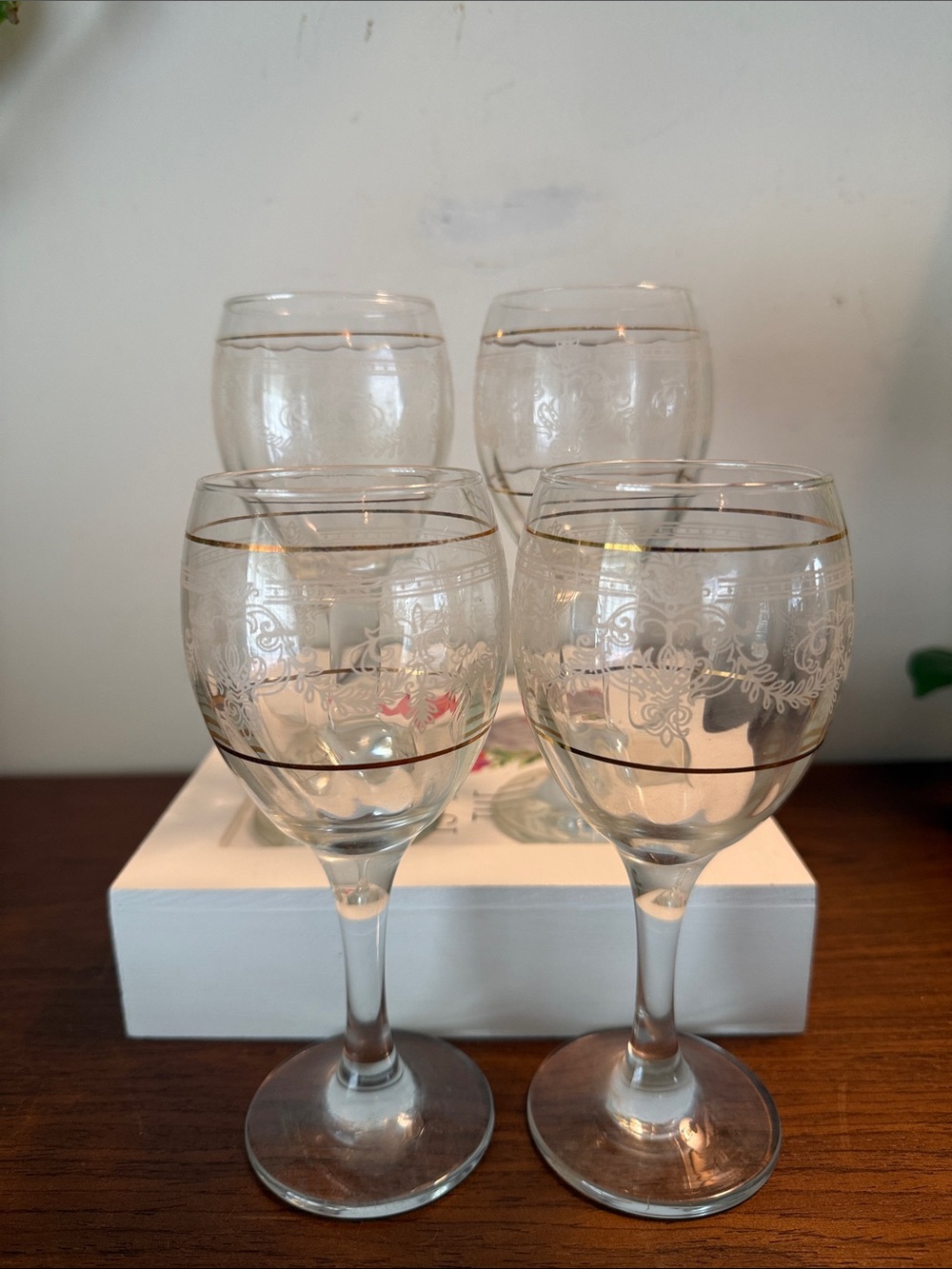 Vintage Pasabahce Wine Glasses set/4